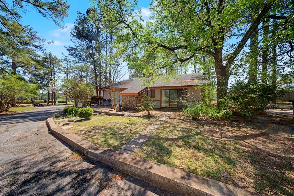 413 Club Villa, Brookeland, TX 75931 - #1