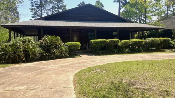 700 Oak Ridge Lane, Hemphill, TX 75948
