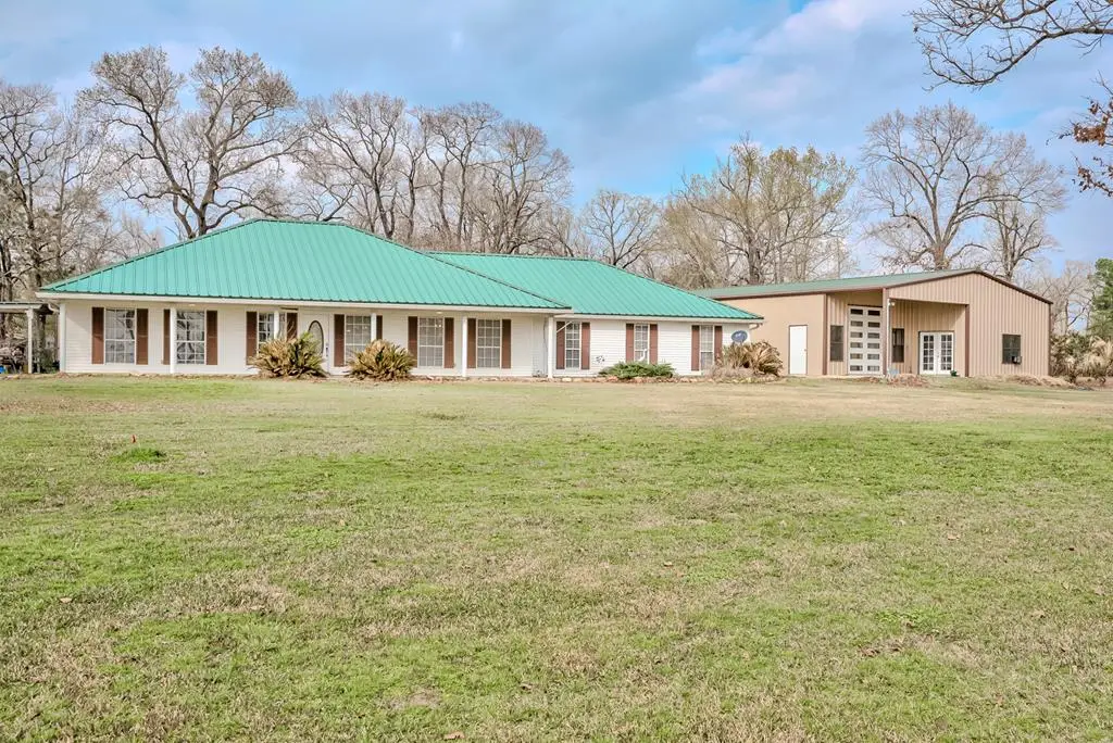 561 Cr 3558, Broaddus, TX 75929 - #1