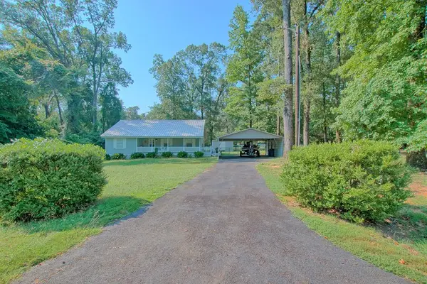 910 Lakeshore Drive, Hemphill, TX 75948