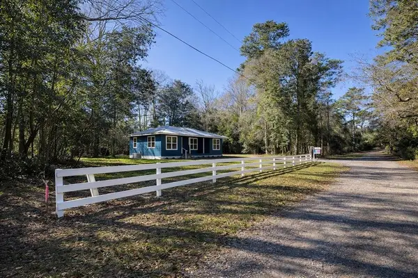 180 Friar Tuck Drive, Woodville, TX 75979