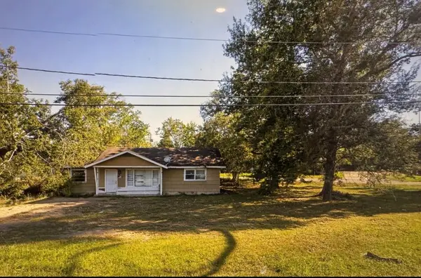 3940 El Paso St., Beaumont, TX 77703