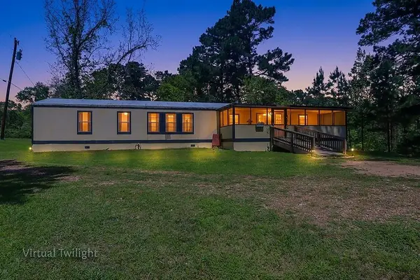 3013 Old Woodville Rd, Livingston, TX 77351