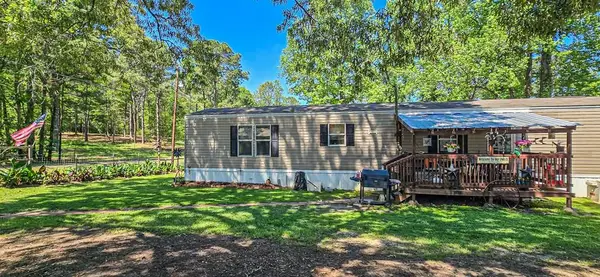 220 Pamela Drive, Brookeland, TX 75931
