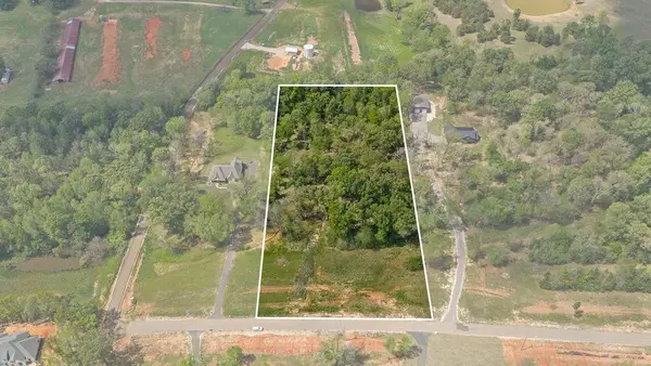 181 Oak Springs, Nacogdoches, TX 75964
