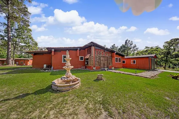 223 Oak Haven Drive, Brookeland, TX 75931