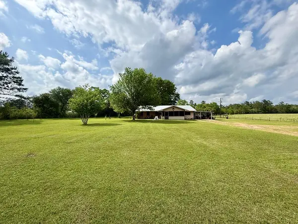 3017 N State Highway 87, Newton, TX 75966