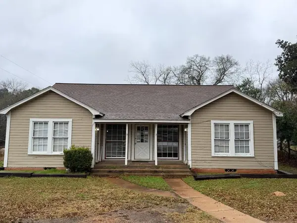 2021 Center Road, Nacogdoches, TX 75961