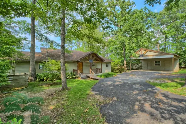 154 Fishers Point, Burkeville, TX 75932