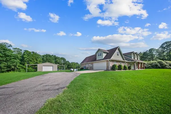 900 Tom Low Rd, Hemphill, TX 75948