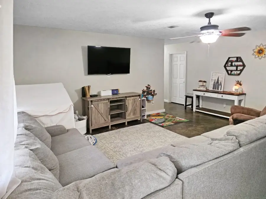 263 Gilbert Lane, Woodville, TX 75979 - #2