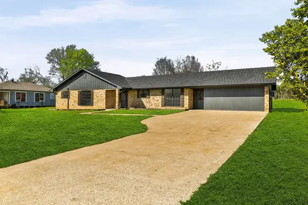 407 Quincy Ave, Alto, TX 75925