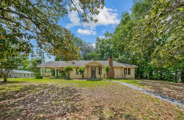 610 Rusk Street, Newton, TX 75966