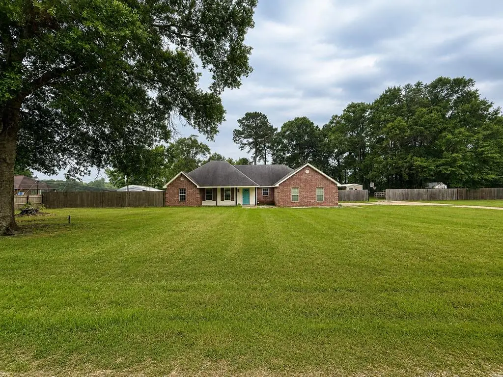 205 County Road 733, Buna, TX 77612 - #1