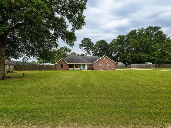 205 County Road 733, Buna, TX 77612
