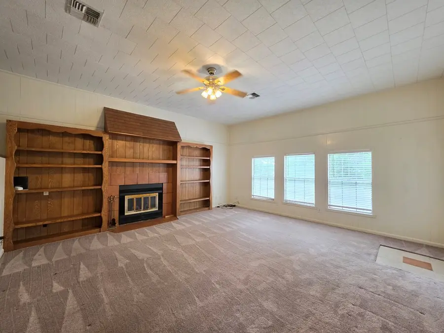 251 Cypress Avenue, Cushing, TX 75760 - #3