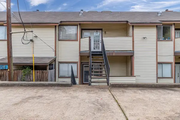 908 Pearl, Nacogdoches, TX 75965