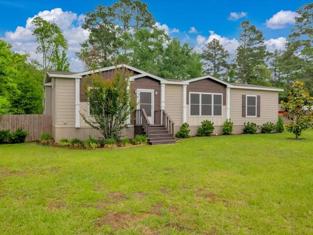 572 4th Street, Cushing, TX 75760 - #1