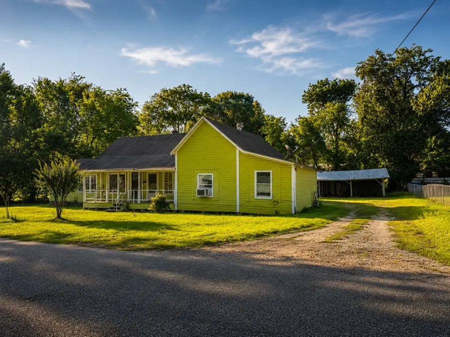 304 Fuller Street, Diboll, TX 75941 - #2