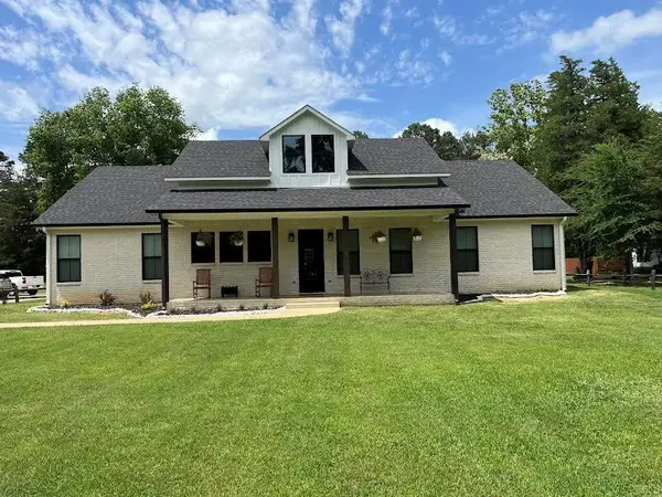 180 Woodside Drive, Douglass, TX 75943