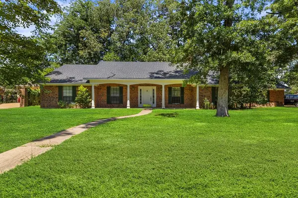 2515 Carole Street, Nacogdoches, TX 75965