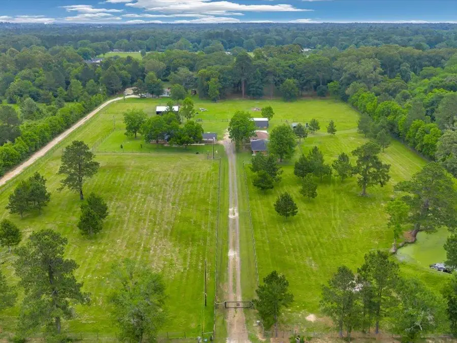 621 East Texas Road, Lufkin, TX 75901 - #2