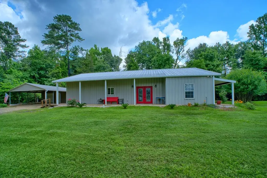 300 N Texas Street, Hemphill, TX 75948 - #1