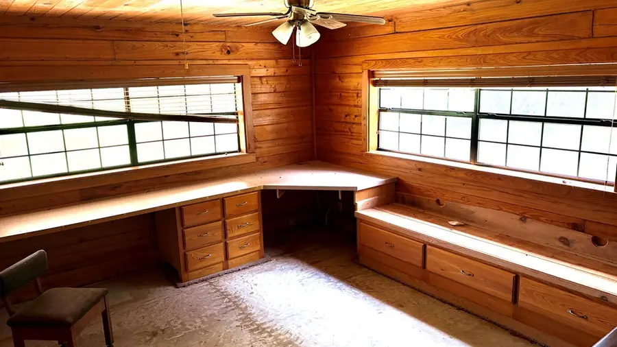 7365 N Linscomb Rd, Vidor, TX 77662 - #3