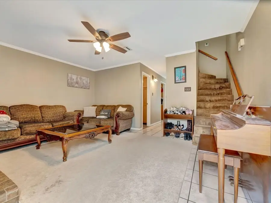 3230 Pearl Street, Nacogdoches, TX 75965 - #2