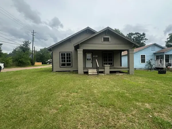 803 Moore Ave, Lufkin, TX 75901