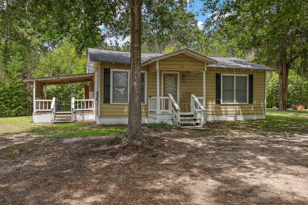 515 E Linn Street, Huntington, TX 75949 - #1
