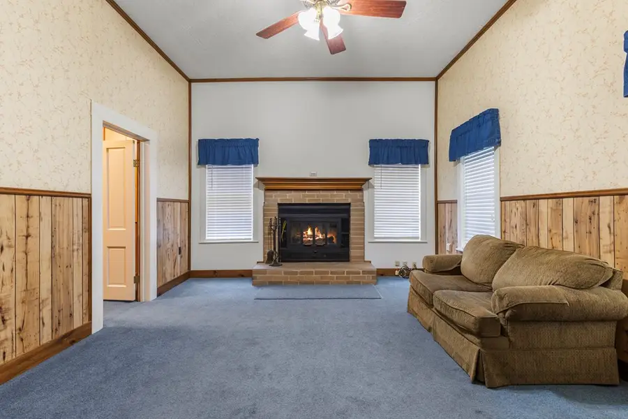903 Maple Ave, Cushing, TX 75760 - #3