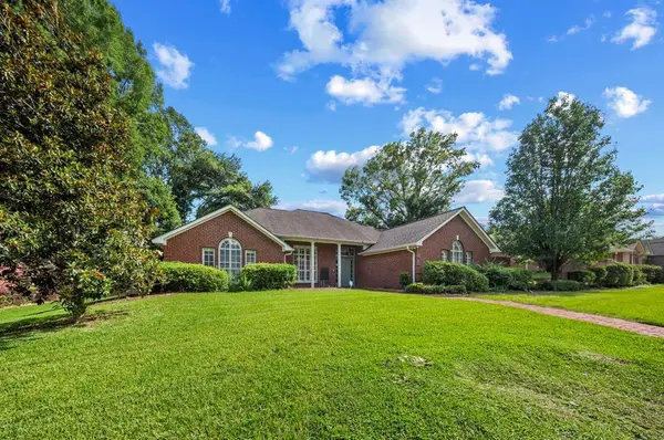 624 Oakview Drive, Nacogdoches, TX 75965