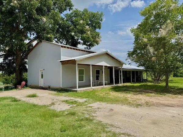 1796 Fm 95n, GARRISON, TX 75946