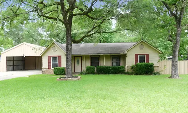 206 Dale Street, Diboll, TX 75941