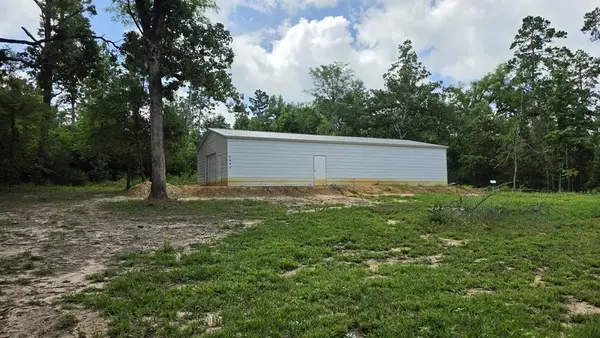 2893 Cr 182, GARRISON, TX 75946