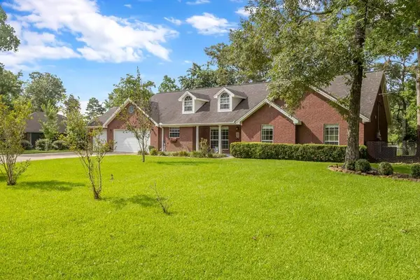 211 Hazel, Village Mills, TX 77663