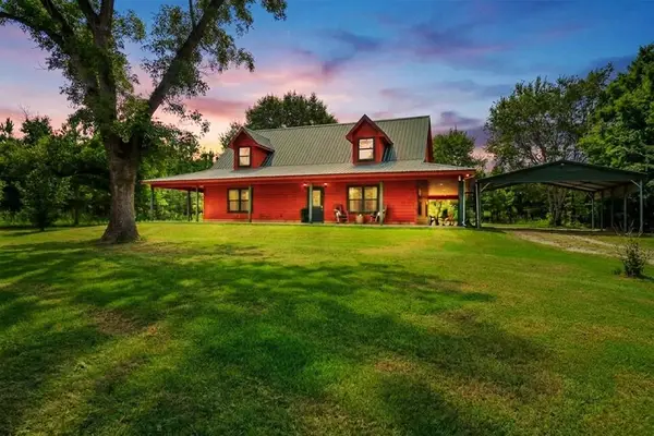 517 Countyline County Line Road, Kennard, TX 75847