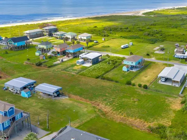 R 297632 Croaker Lane, Crystal Beach, TX 77650