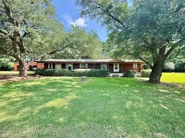 773 Cr 117, San Augustine, TX 75972