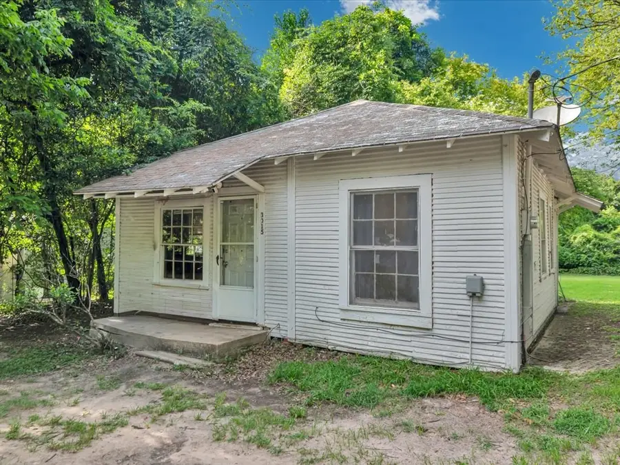 3015 Cecil Jones, Nacogdoches, TX 75961 - #3