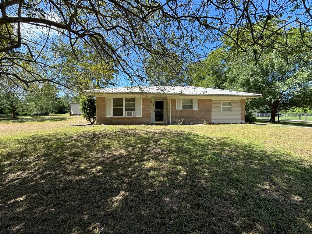422 Old Railroad St, Groveton, TX 75845 - #1