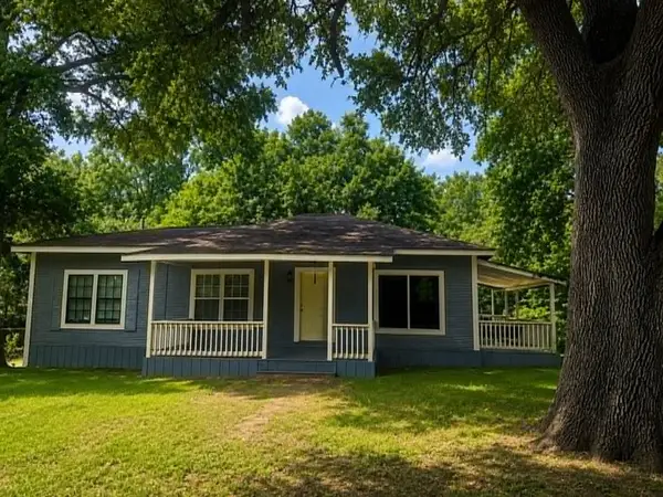 145 Bonita Street, Wells, TX 75976