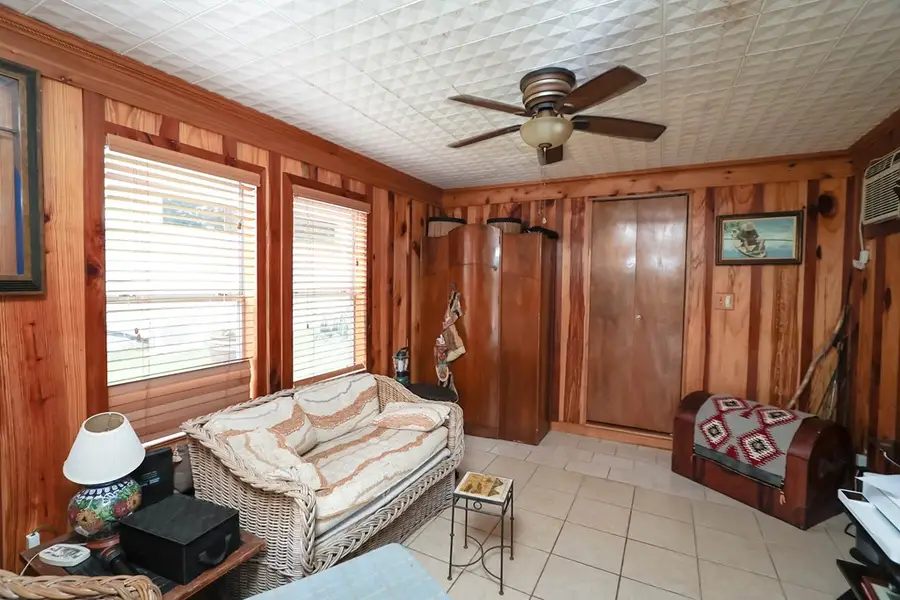 205 Magnolia, Zavalla, TX 75980 - #3