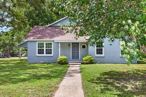 328 Sunset Blvd, Lufkin, TX 75904