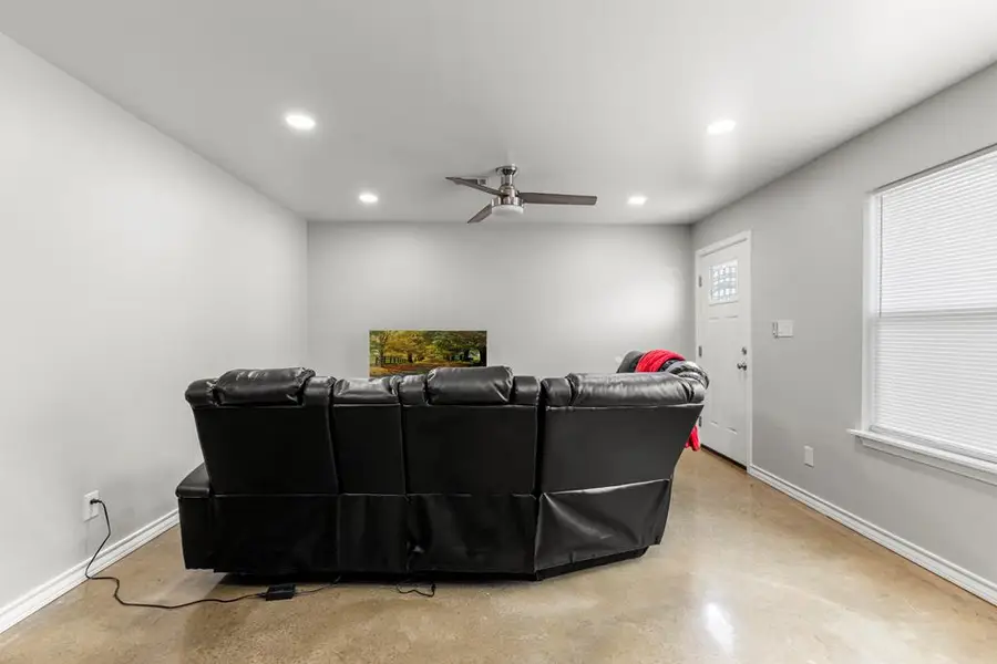 1305 Dolph Street, Nacogdoches, TX 75964 - #2