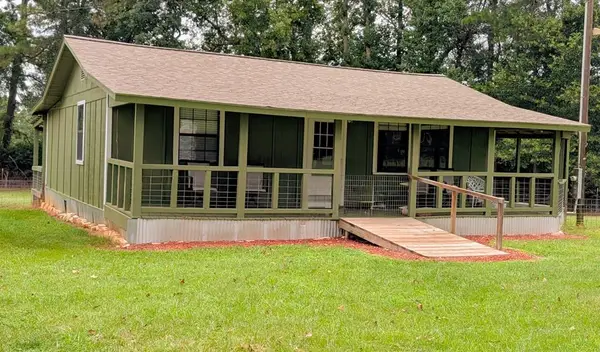 2509 Fm 3229, Bronson, TX 75930