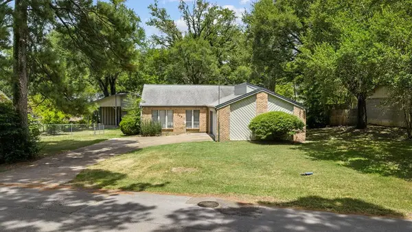 302 Lee Lane, Lufkin, TX 75904