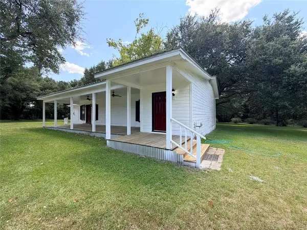 148 County Road 2100, Woodville, TX 75979