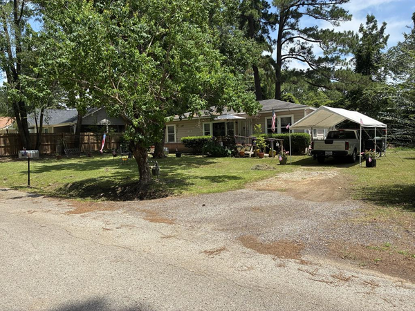 303 White Ave, Lufkin, TX 75904